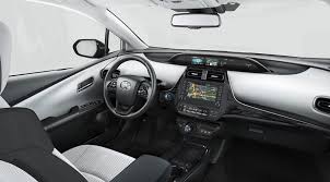 Penjamin kereta mestilah dari kalangan ibu atau bapa atau pasangan (suami/isteri) yang bekerja dan gaji penjamin hendaklah. Toyota Prius Plug In 2019 Dulu 4 Kini 5 Tempat Duduk Reka Bentuk Luar Biasa Careta