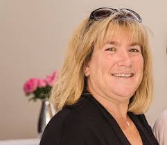 Online barmy teacher gives Zoom to remote simchas