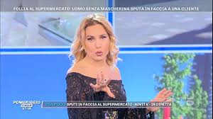 Pomeriggio 5 sostituito, la decisione mediaset. Pomeriggio Cinque Barbara D Urso Riprende Un Ospite Non Fa Ridere Lanostratv
