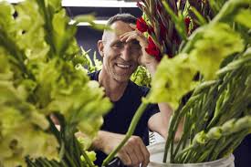 Our distinctive expertise has made us the preferred floral boutique in beverly hills. Meet Jeff Leatham The Florist To Royalty And The Kardashians Bloomberg