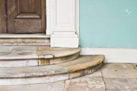 Ab decumanā portā castra munita, at the main entrance, cs. Steps At The Main Entrance Of An English Property Stock Photo Picture And Royalty Free Image Image 34602534