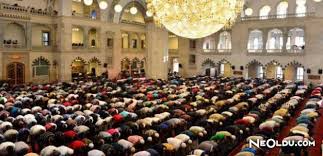 Bayram namazı saati, kurban bayramı öncesinde vatandaşların gündeminde. Bayram Namazi Nasil Kilinir Bayram Namazi Vakitleri