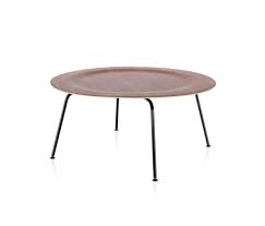 Formed by breakthrough technology that molds plywood veneer into curved shapes, its round top is slightly indented and comes in a range of finishes. Eames Molded Plywood Coffee Table Metal Base Architonic