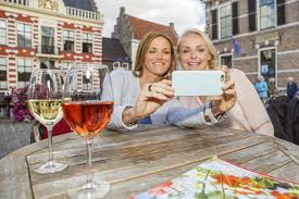 Gelegen in midden limburg, een heerlijke plek voor een culinaire ontmoeting, eventueel gecombineerd met overnachting in een luxe hotelsuite. Hattem Hansestadt Hattem Im Anderen Holland Das Andere Holland