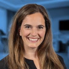 Laura Izzo's Instagram, Twitter & Facebook