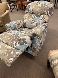 Maybe you would like to learn more about one of these? Broyhill Floral Recliner Delmarva Furniture Consignment