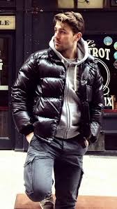 How To Pick A Puffer Jacket Things To Look For In A Good Puffer Jacket Best Puffer Jacket Mens Puffer Jacket Jackets Men Fashion