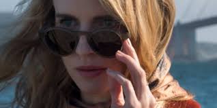 Sept ans après avoir disparu de chez elle, une jeune femme revient avec de mystérieux pouvoirs et recrute cinq inconnus pour une mission secrète. The Oa Staffel 2 Ab Sofort Auf Netflix Kino De