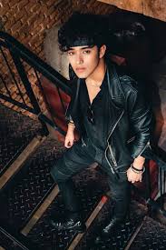 Cnco estrena su tercer álbum déjà vu. Cnco On Twitter Quien Quiere Ir A La Luna Conmigo Cncofiestaenmicasa