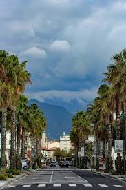 Via arenile 85, 55042 forte dei marmi taliansko. Riviera Della Versilia Die Schonste Kuste Der Toskana Der 2te Blick