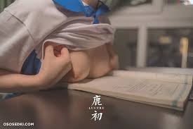 鹿初 (Shika-hatsu) - Busty School Girl In Uniform. Слив 46 обнаженных фото с  Onlyfans, Patreon, Fansly - 93978