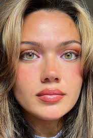 What color are my son's eyes?