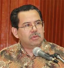 Prof. Dato Dr. Mohd Azmi OmarThe development of syariah economics in some countries as the members of Organization of Islamic Cooperation (OKI), ... - prof_dato_dr_mohd_azmi_omar_