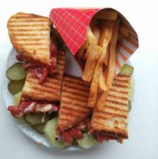 Ayvalık tost kültür iletişim formunu kullanarak firma ile iletişim kurabilirsiniz. Ayvalik Tost Evi Photos Facebook