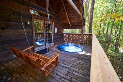 A Cabin In The Woods, Pigeon Forge (TN) | Best Price Guarantee - Mobile  Bookings & Live Chat