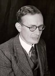 Aircraft Designers Engineers and Notables: David Keith-Lucas CBE 1911-1997