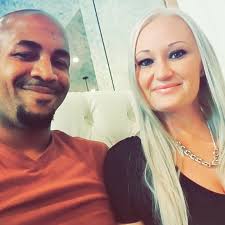 Any 1 bedroom apartment dog friendly under 1,100 available for move in  soon! Also freshly graduated from police department so if any discounts  it's plus!!