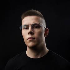 Build your first online micro-business for less than $20. Here's how: 1.  Clean up your LinkedIn profile to reflect what you do for people. 2. Create  content daily that talks about one