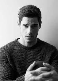Mens Dark Medium Haircut Mens Hairstyles Medium Mens Hairstyles Haircuts For Men