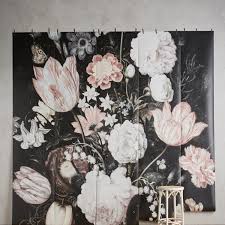 Find & download the most popular floral wallpaper photos on freepik free for commercial use high quality images over 8 million stock photos. Not For Shrinking Violets Where To Buy Big Beautiful Dramatic Floral Wallpapers Apartment Therapy