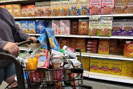 Produce Industry Responds to Walmart's Additive Ban and the Push for Natural Alternatives