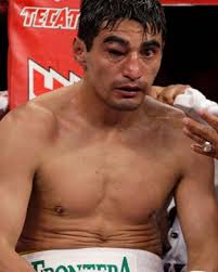 💪Erik Morales (born September 1, 1976) is a Mexican former professional  boxer who competed from 1993 to 2012. He was the first Mexican-born boxer  to win world titles in four weight divisions,
