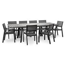 Choisissez une table de jardin pliante qui peut être facilement rangée lorsque vous ne l'utilisez plus. Salon De Jardin Table Resine 160 240 Cm Harmony Ny Oogarden