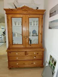 Schubladenschrank klein mit schloss vintage. Hallo Umzugsbedingt Trenne Ich Mich Schweren Herzens Von Diesem Tollen Schrank Schloss Mit Weichholzschrank Vitrine Kuc Holzvitrinen Kuchenschrank Vitrine