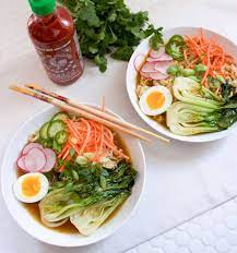 Spicy Vegetarian Ramen Soup With Baby Bok Choy The Produce Moms Recipe Vegetarian Ramen Vegetarian Recipes Vegetarian