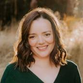 Bethany Flanagan's Instagram, Twitter & Facebook