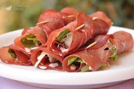 Ricetta Mini Croissant Ai Wurstel Le Ricette Dello Spicchio D Aglio