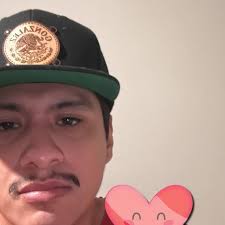 I'm single, anybody want a gf?💔