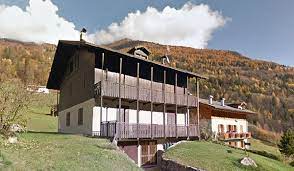 Il trekking per raggiungerli sarà. Baita Con Appartamenti In Val Di Rabbi Rif 1049