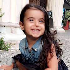 Oyuncak çiftlik ve kümes hayvanlarından oluşan poşetleri açıyoruz ve hepsi ile rüya'nın. Ruya Nin Ciftligi Youtube