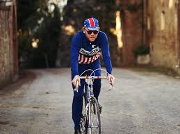 Featuring iconic branding, nostalgic styles and bold, playful designs, juicy couture remains the undeterred pioneer of casual luxe. Magliamo Cycling Clothing And Casual Clothing In Merino Wool