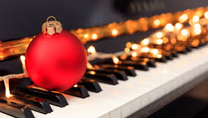 Canções e músicas de natal é um aplicativo que, como o próprio nome sugere, traz uma com o canções e músicas de natal, você vai ter uma coleção de melodias relacionadas às festividades. 25 Musicas Para Usar No Natal Em Familia