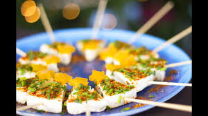 Cette recette est parfaite pour agrémenter un buffet de noël. Brochettes De Fromage En Forme De Sapin Pour L Aperitif Youtube
