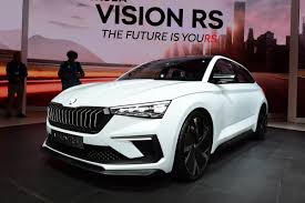 Maintenance ki baat ho to skoda rapid rider 2019 mein 4 years ki warranty di ja rahi hai. New Skoda Vision Rs Hot Hybrid Concept Previews 2019 Rapid Replacement Carsradars