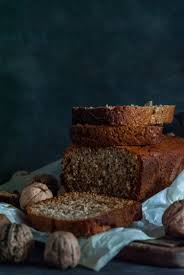 Cake Aux Noix Miel Et Quatre Epices Cook And Goute Cake Aux Noix Nourriture Bizarre Recettes Sucrees