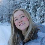 Elsa Dodd's Instagram, Twitter & Facebook