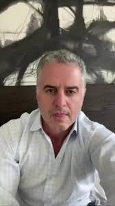 Dr Garth Davis Daughters Photos