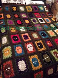 Sugar candy skull crochet pattern | squirrel picnic. Rest In Peace Under This Queen Size Skull Crochet Blanket Creepbay
