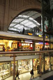 Leipzig hauptbahnhof is the central railway terminus in leipzig, germany. Hauptbahnhof Leipzig Kopfbahnhof Einkaufszentrum