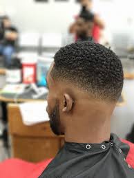 pin von alberto l verdecia a auf barbershop haarschnitt ideen haarschnitt manner frisuren fur schwarze manner