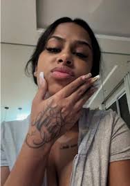 Vídeo de Julia Sousa (@pretinhararaa_) relacionado a I Miss You