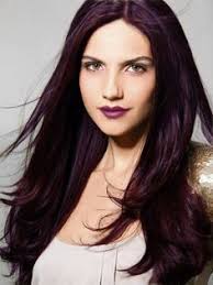 Beh si, considerando che il color prugna è di per se già quasi viola direi proprio di si. Want This Hair Color Plum Hair Colored Hair Tips Hair Pale Skin