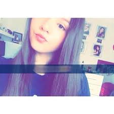 Bella Bradley (@bella_lenevries)