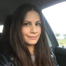 Sarah Vela (@SarahVela2)