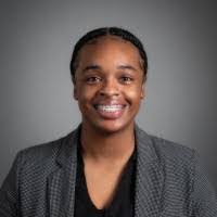 Amber Lundy's Instagram, Twitter & Facebook