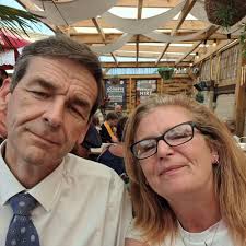 Just wondering if there is a really good matt sealer for resincrete. I've  used Jdictions gloss sealer but prefer to keep them matt so currently  sanding it all off. 🤨 Does modpodge